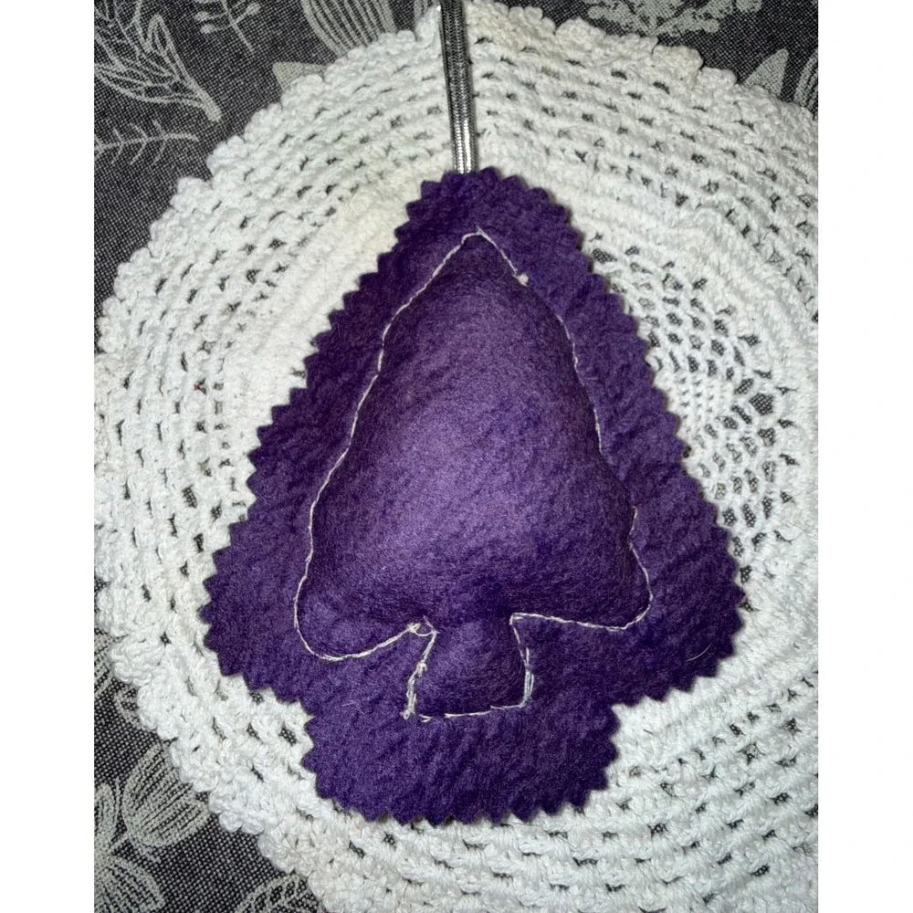 Handmade Embroidered Felt Christmas Tree Ornament Purple White Floral‎ Folk Art